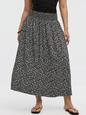 Reitmans A-Line Black & White Maxi Skirt